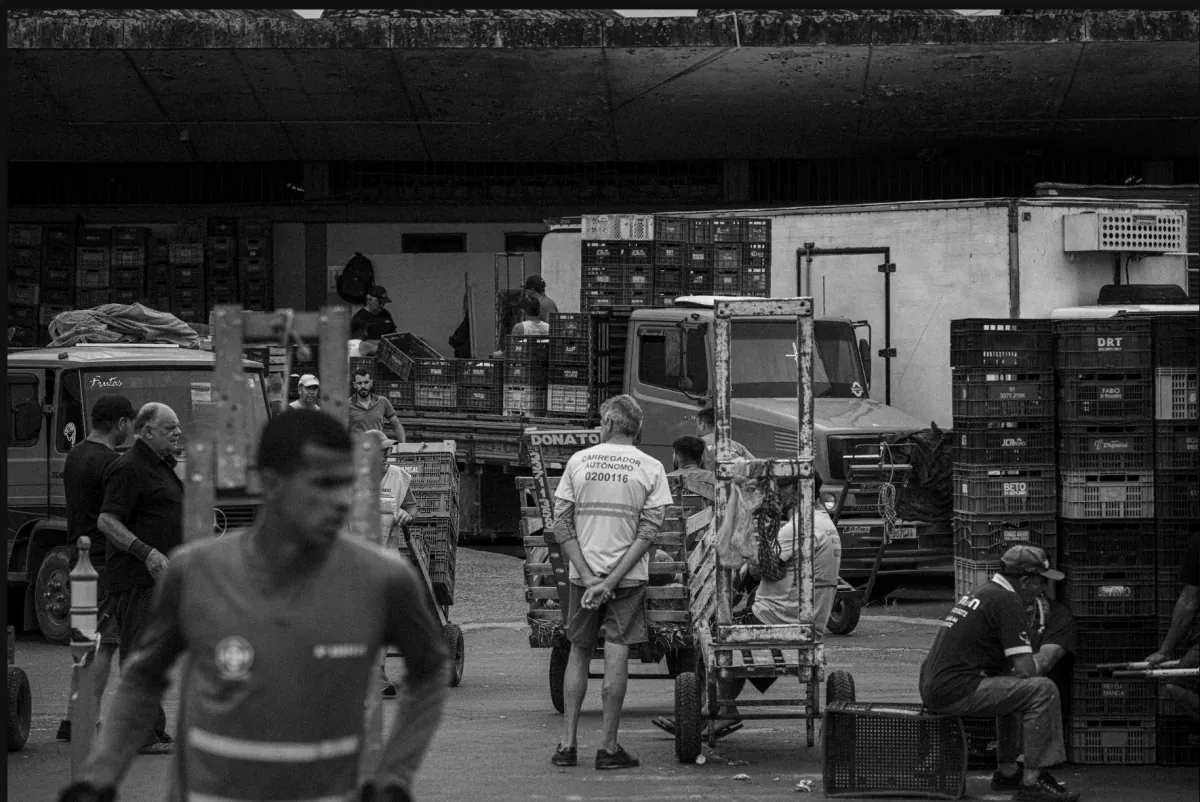 Operação de carga em central de abastecimento